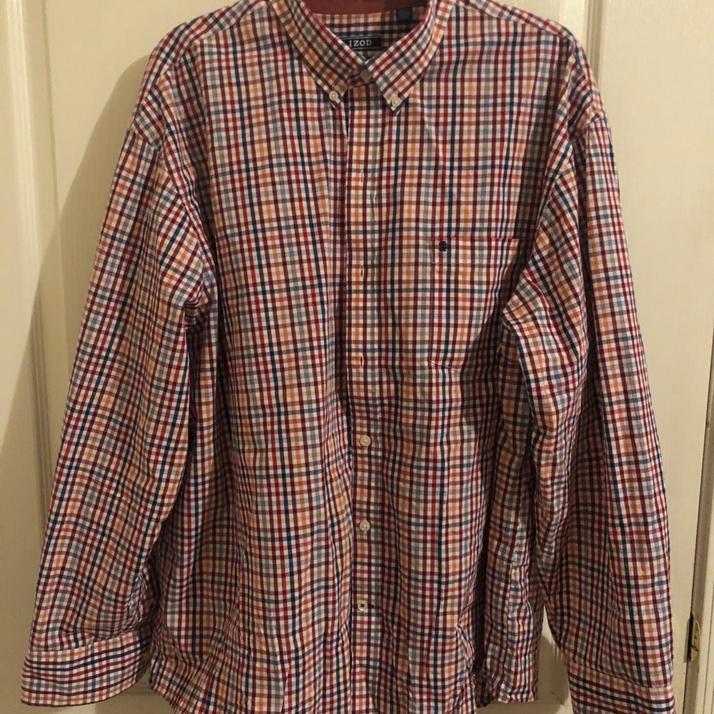 IZOD Long Sleeved Shirt